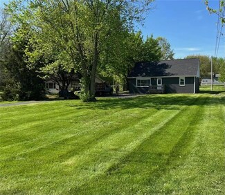 3330 W 53rd St, Anderson, IN 46011