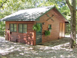 9 Biscane Cove, Mound City, KS 66056