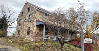 1360 Diamond Station Rd, Ephrata, PA 17522