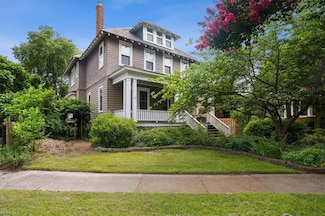 1145 Jamestown Crescent, Norfolk, VA 23508