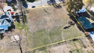 380 W Adams St, Pittsfield, IL 62363