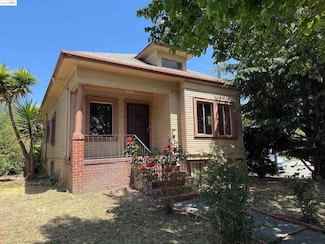 2619 Mathews St, Berkeley, CA 94702