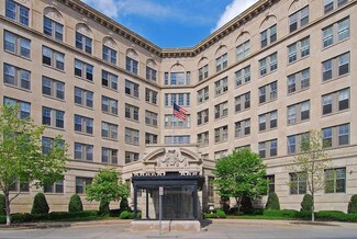 510 Groveland Ave Unit 502, Minneapolis, MN 55403