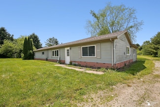 2131 Baldwin Rd, Monroe, MI 48162
