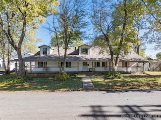 406 S Godfrey Ave, Eldon, MO 65026