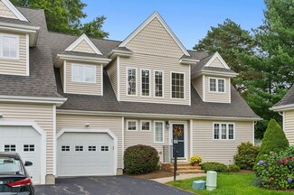 15 Myra Ln, Worcester, MA 01606