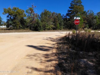 5706 Crater Lake Cir N, Keystone Heights, FL 32656