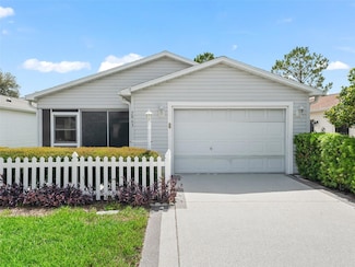 2863 Barboza Dr, The Villages, FL 32162