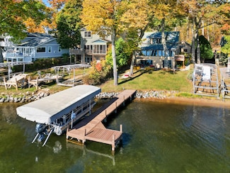 W5553 Oak Park Rd, Elkhorn, WI 53121