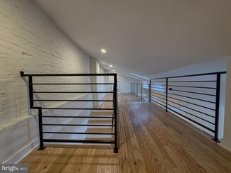 2017 Green St Unit 3R, Philadelphia, PA 19130