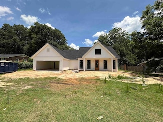 802 Veterans Rd, Columbia, SC 29209