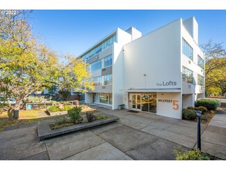 900 NE 81st Ave Unit 310, Portland, OR 97213