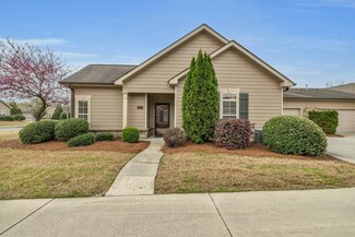 1450 Sedgefield Dr, Ooltewah, TN 37363