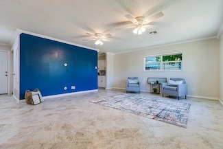 54 E 8th St, San Angelo, TX 76903