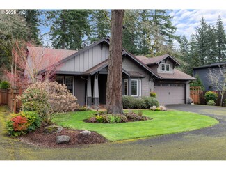 15960 Parker Rd, Lake Oswego, OR 97035