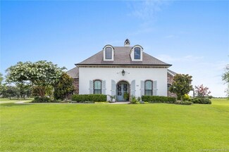 202 Indian Lake Dr, Lake Charles, LA 70607