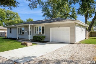 112 Cottage Ln, Murrayville, IL 62668