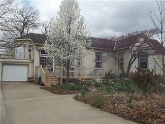 200 W 5th Ave, Garnett, KS 66032