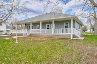 1105 Center St, Ruthven, IA 51358