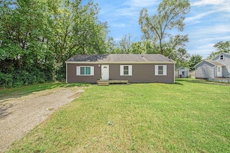 36 Peony St SW, Grand Rapids, MI 49548