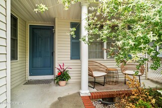 36 Cherrywood Cir Unit 136, Brick, NJ 08724
