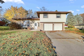 2102 Mary Ave, New Holstein, WI 53061