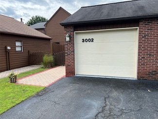 3002 Pleasant Dr, Endicott, NY 13760