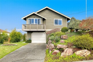 727 Pine St, Edmonds, WA 98020