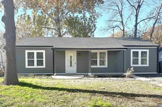 2613 SW Morningside Rd, Topeka, KS 66614