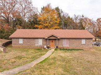 1005 N 13th St, van Buren, AR 72956