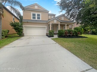 13527 Devan Lee Dr E, Jacksonville, FL 32226