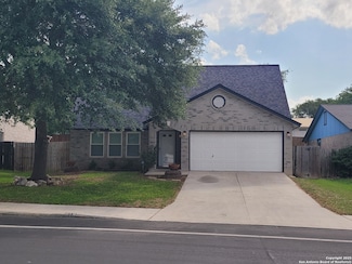 819 S Ellison Dr, San Antonio, TX 78245