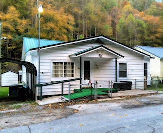 3405 Whitman Creek Rd, Logan, WV 25601
