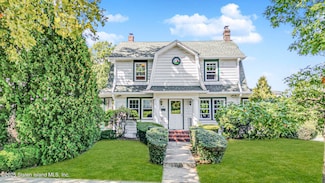 1 Whitewood Ave, Staten Island, NY 10310