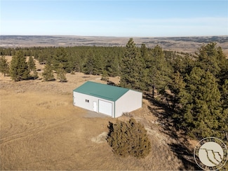 255 Shane Ridge Rd, Columbus, MT 59019