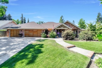 1721 W Wrenwood Ave, Fresno, CA 93711