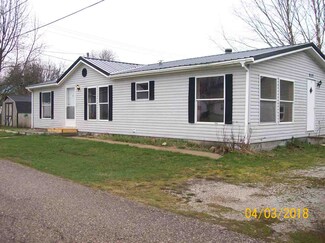 459 Olive St, Cromwell, IN 46732