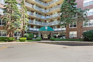 71 Strawberry Hill Ave Unit 820, Stamford, CT 06902
