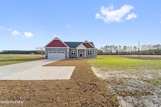 6365 N Carolina 41, Trenton, NC 28585