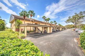5970 Trailwinds Dr Unit 111, Fort Myers, FL 33907