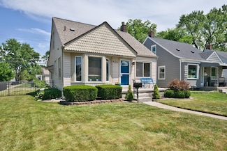 424 N Campbell Rd, Royal Oak, MI 48067