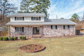 402 Willowbrook Ave, Gadsden, AL 35905