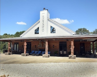 287 Ahrens Ln, Basile, LA 70515