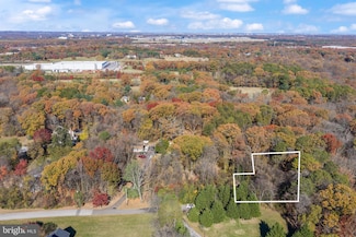 900 S Wieker Rd, Severn, MD 21144