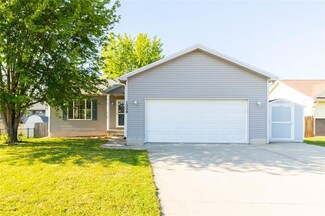 1009 13th St SE, Bondurant, IA 50035