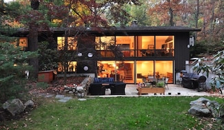 11 Trotting Horse Dr, Lexington, MA 02421