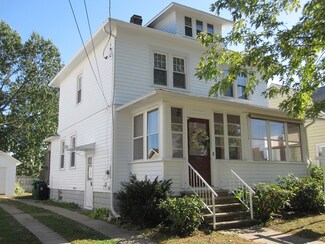 29 Northwood St, Chicopee, MA 01013