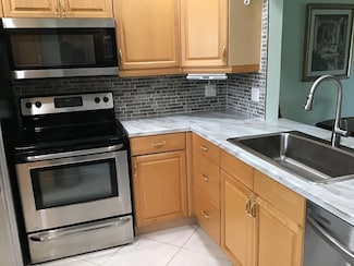 7500 NW 1st St Unit 206, Margate, FL 33063