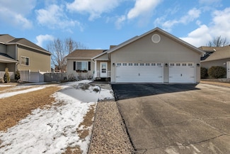 1024 Hillside Rd, Sauk Rapids, MN 56379