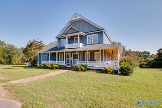 313 Coulter Dr, New Market, AL 35761